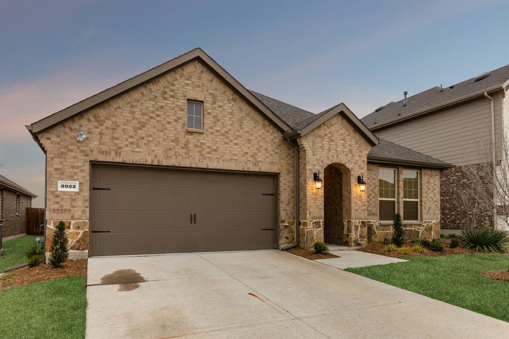 3922 Sidney Lane
