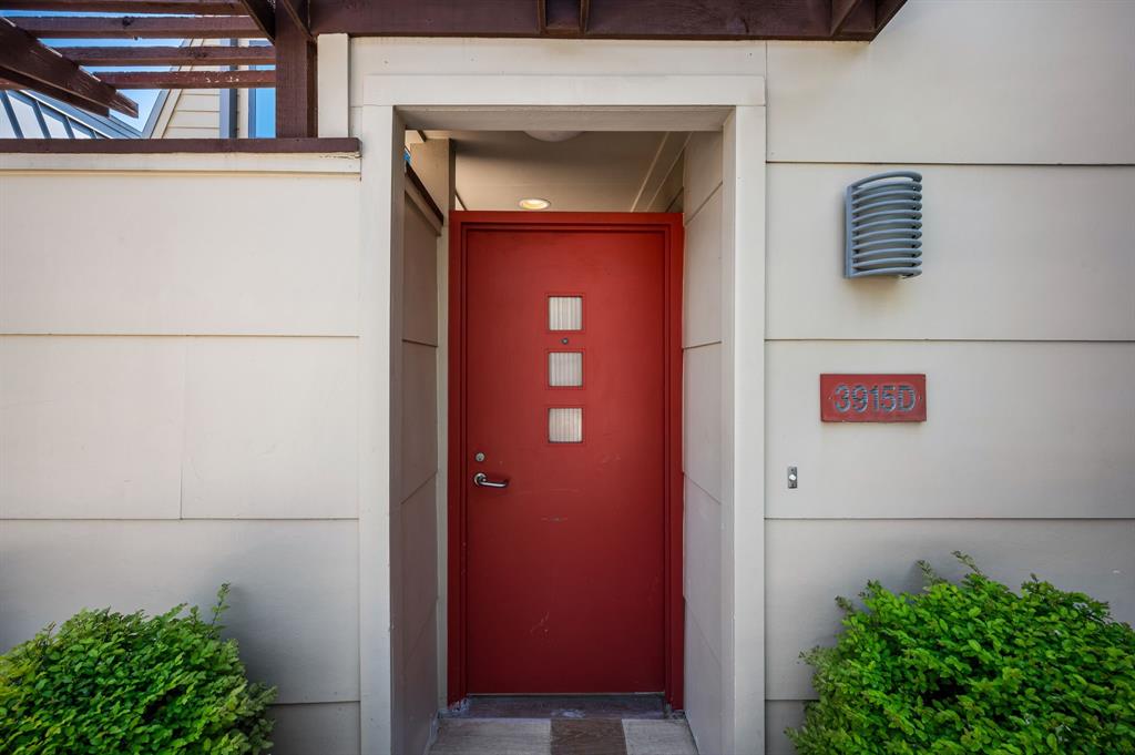 3915 Buena Vista Street D