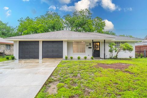 1725 Camara Court Grand Prairie TX 75051