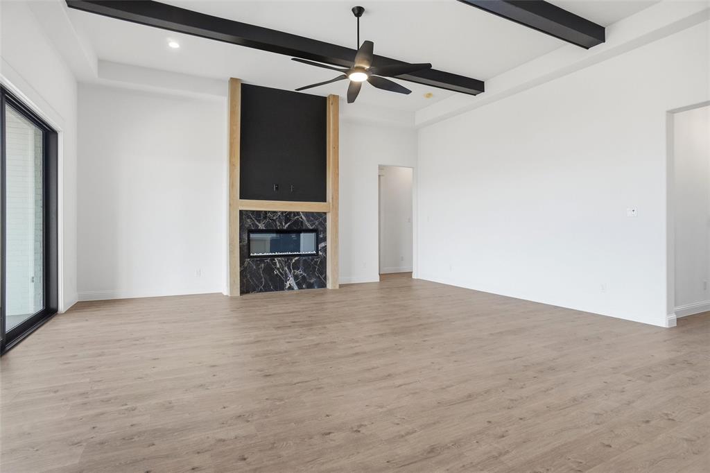 6961 Eagle Creek Drive