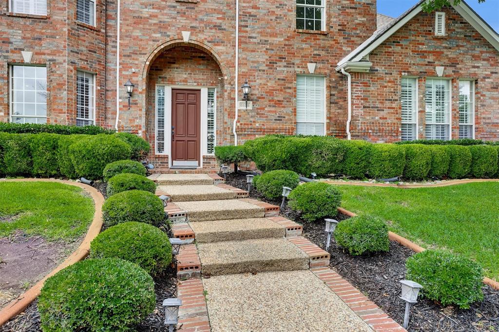 6628 Gray Wolf Drive