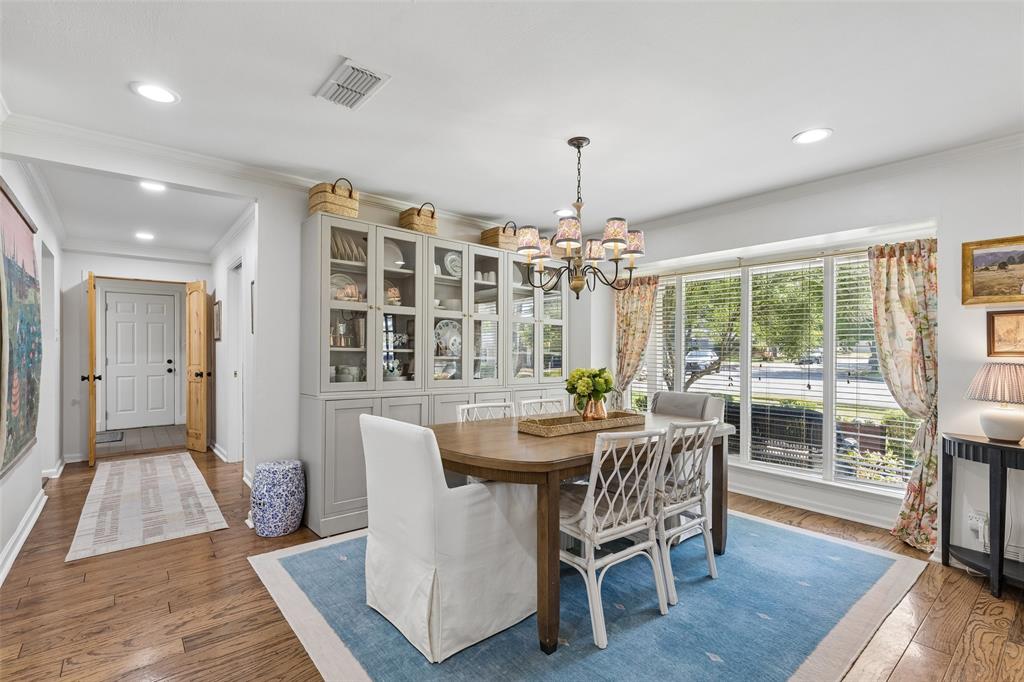 11555 Cromwell Circle