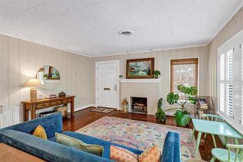 Photo of 4032 Dexter Avenue, Fort Worth, TX 76107 (MLS # 21255116)