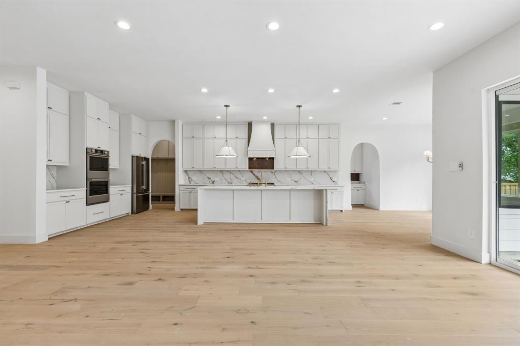 MOUNT AUBURN - Residential