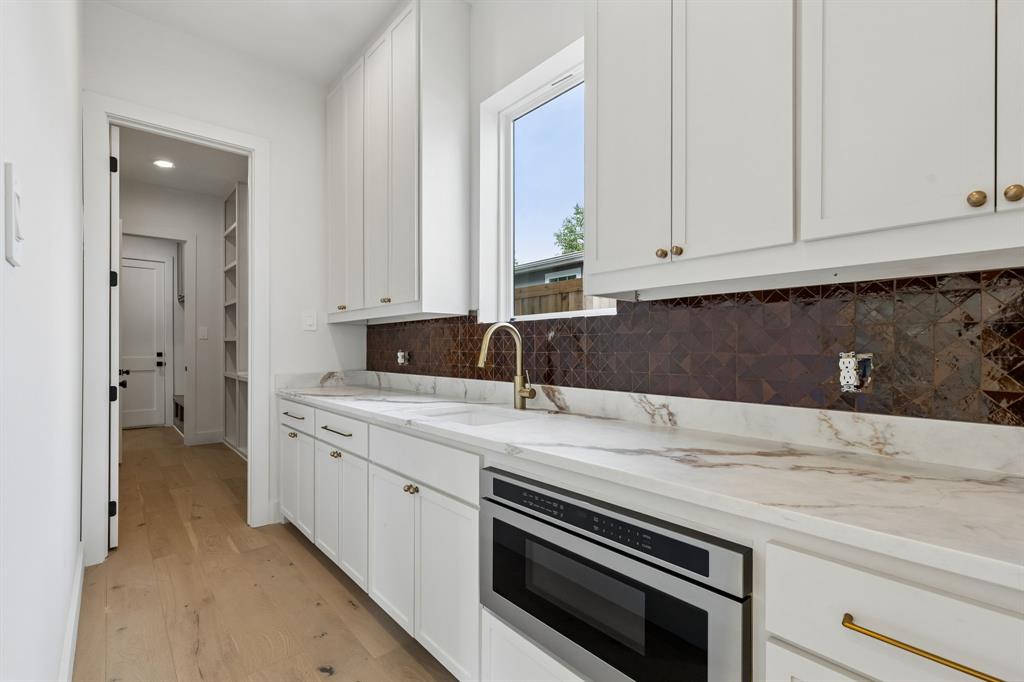 MOUNT AUBURN - Residential