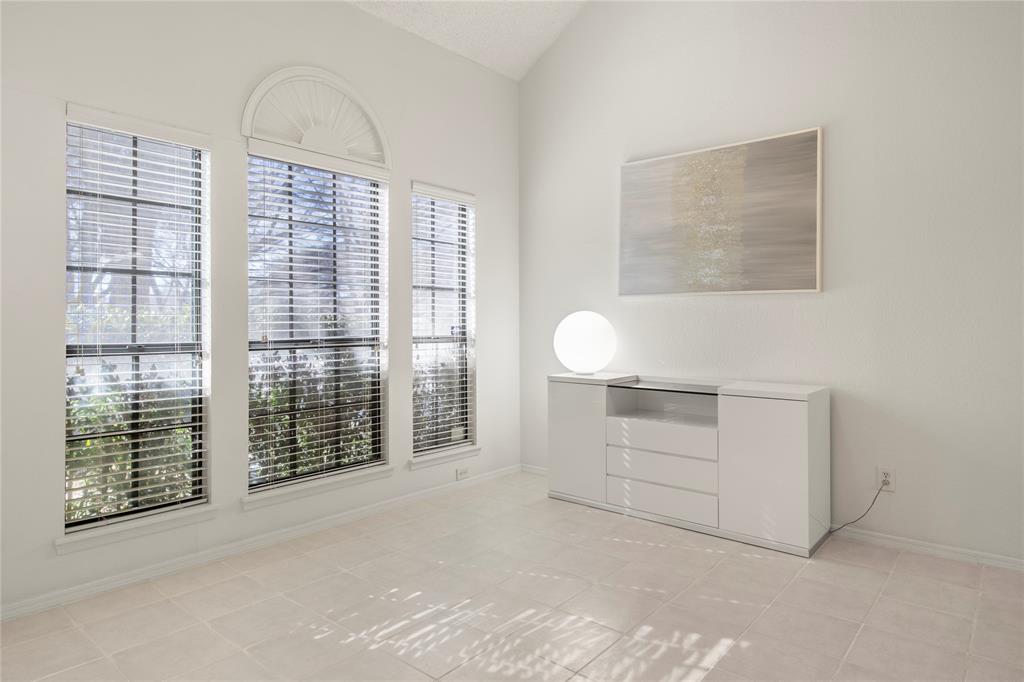 18914 RAVENGLEN Court