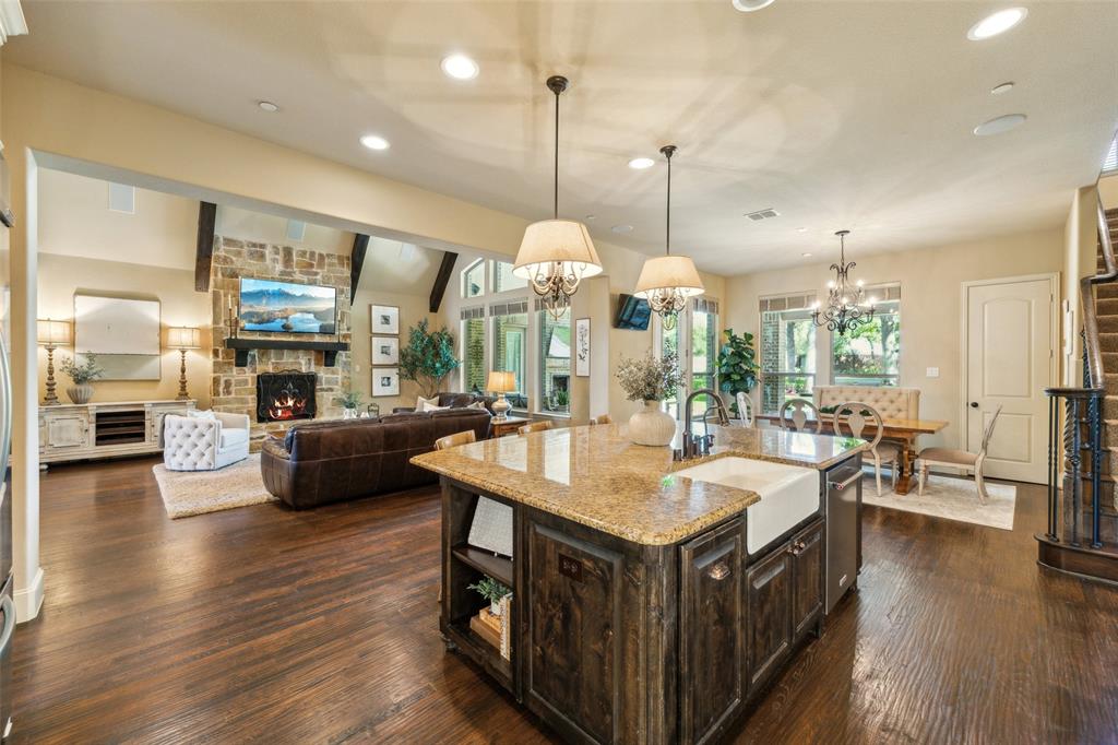 Waters Edge At Hogans Glen Ph - Residential