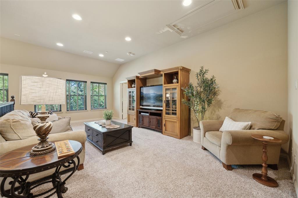 Waters Edge At Hogans Glen Ph - Residential