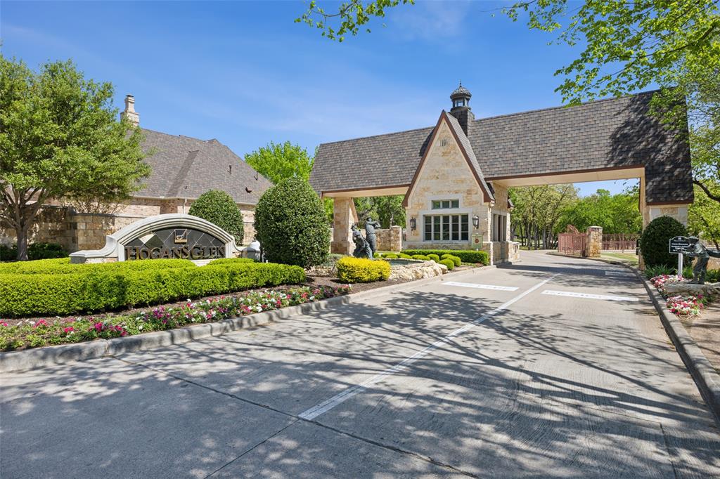 Waters Edge At Hogans Glen Ph - Residential