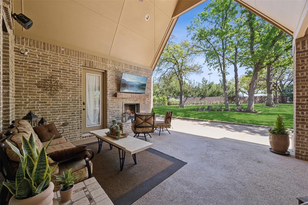 Waters Edge At Hogans Glen Ph - Residential