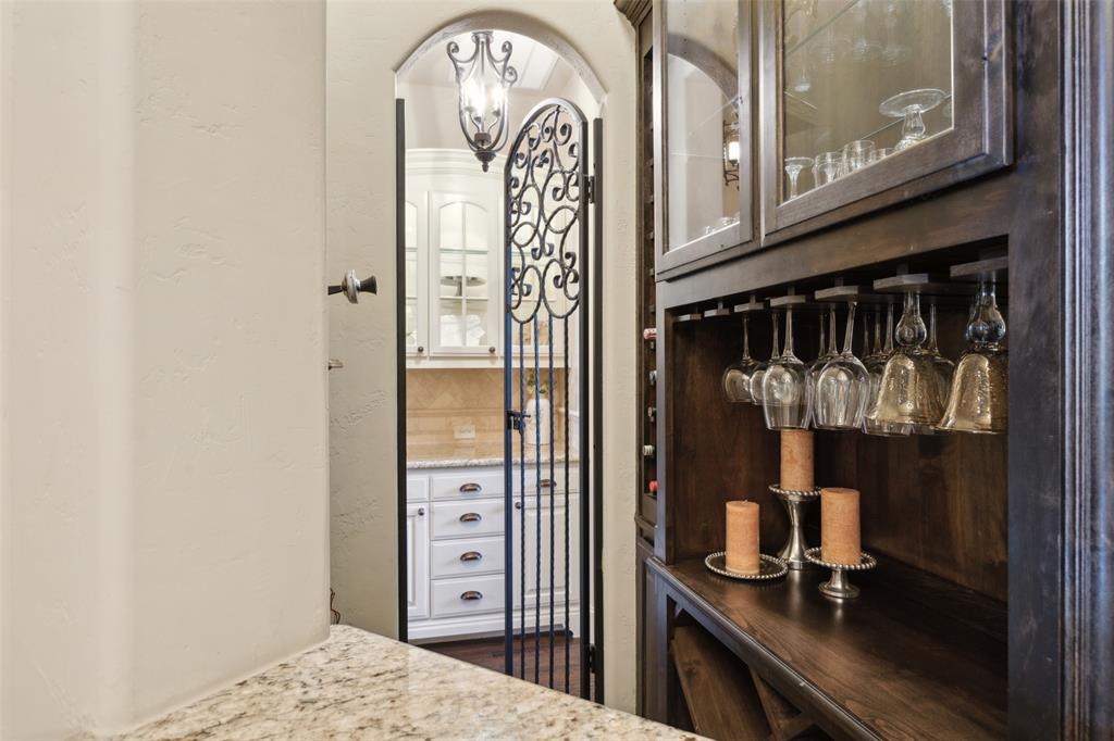 Waters Edge At Hogans Glen Ph - Residential