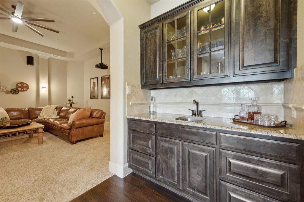 Waters Edge At Hogans Glen Ph - Residential