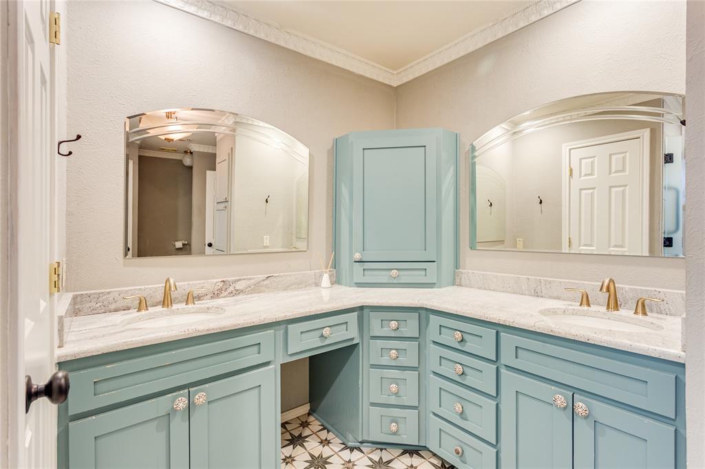 Enchanted Lake Estate - Residential