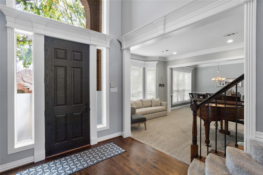 948 Redwing Drive