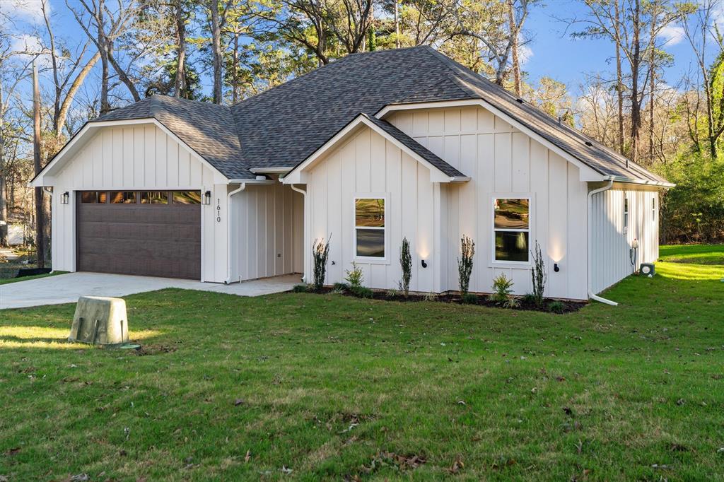 Hide A Way Lake - Residential