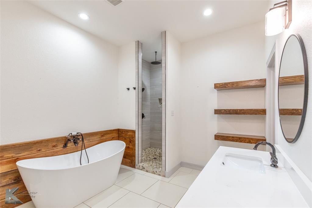 Creekside - Residential