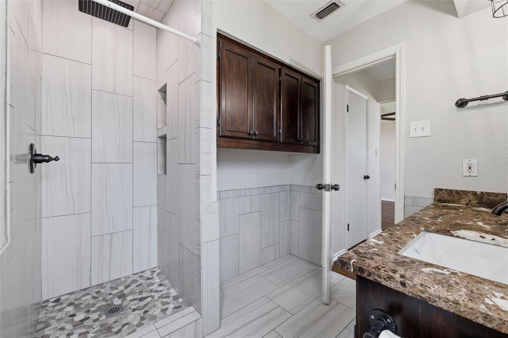 Edgecliff Village II Add - Residential