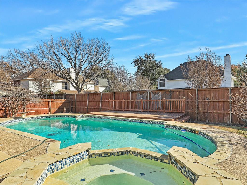 The Woods At Lake Forest - Residential