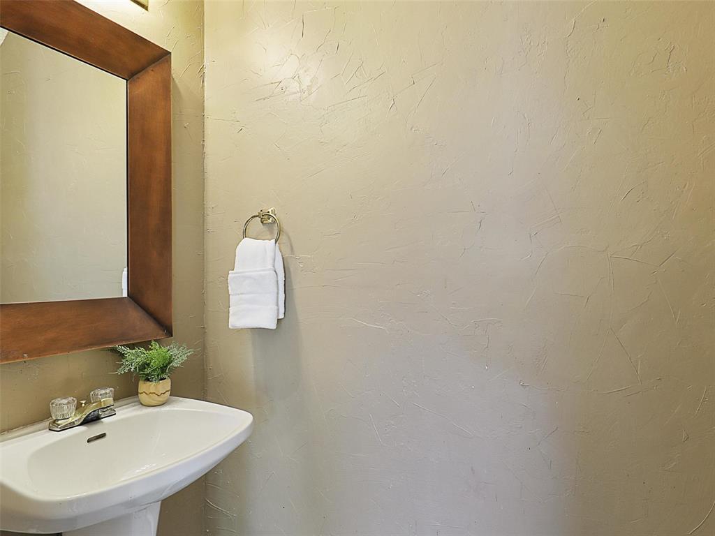 The Woods At Lake Forest - Residential