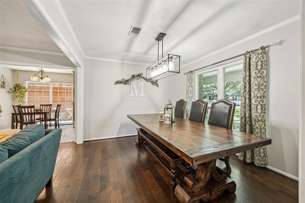 2924 Whitemarsh Circle