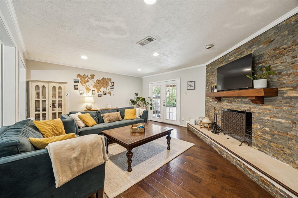 2924 Whitemarsh Circle