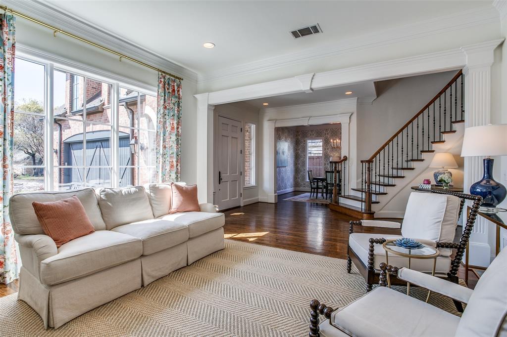 V W Greenwades - Residential