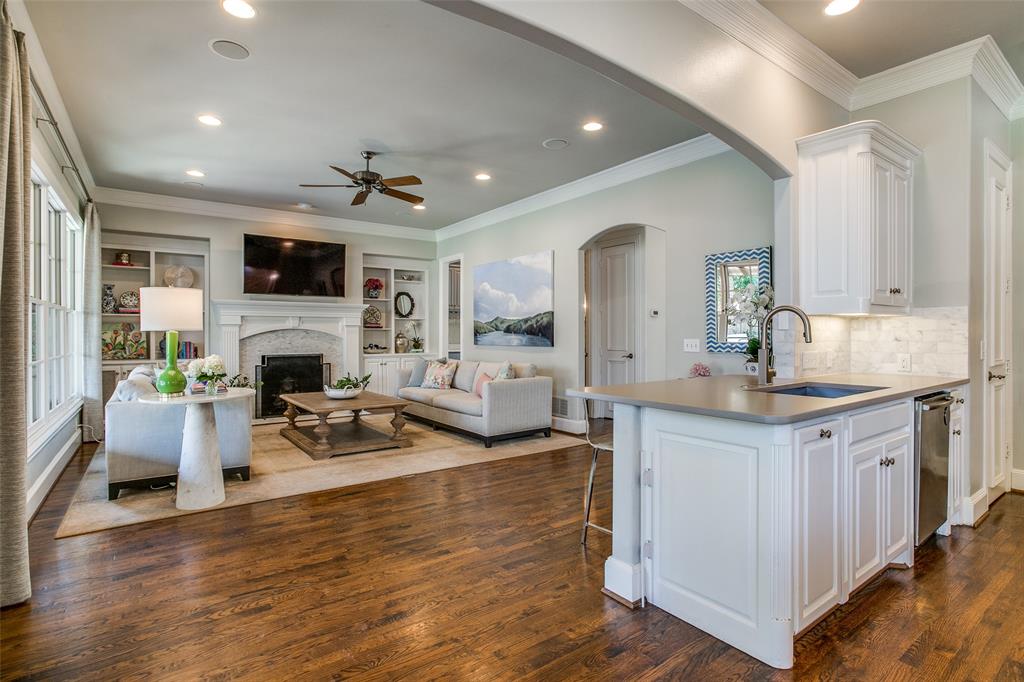 V W Greenwades - Residential