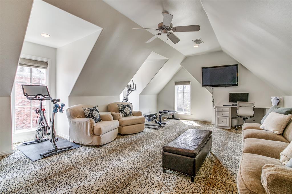 V W Greenwades - Residential