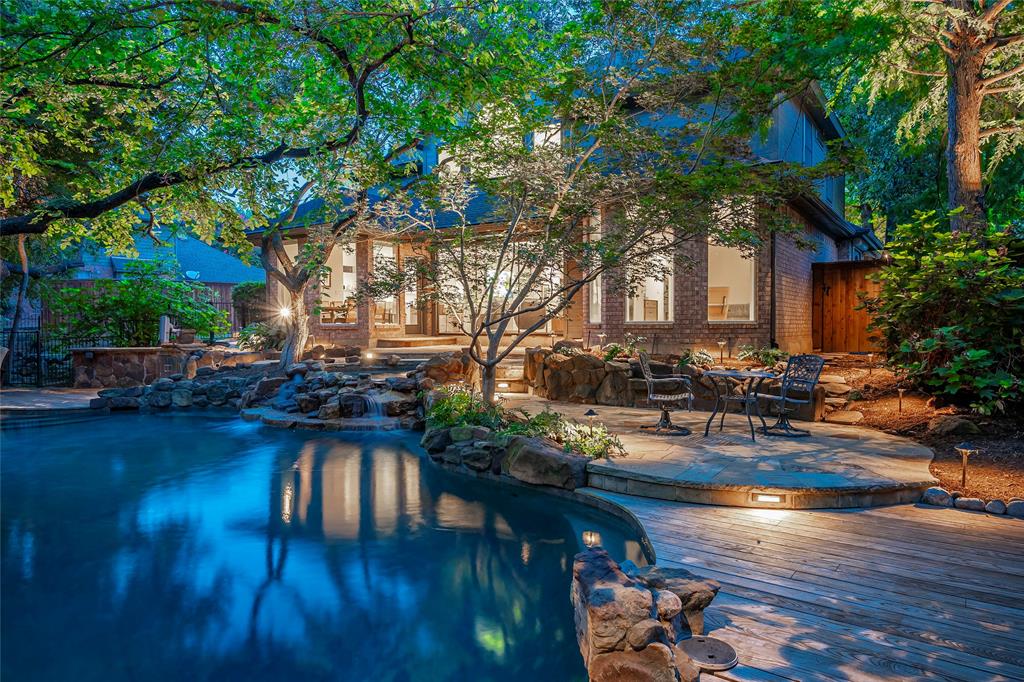 Flower Mound, Texas 75022, United States, 4 Bedrooms Bedrooms, ,4 BathroomsBathrooms,Residential,Pending,198532