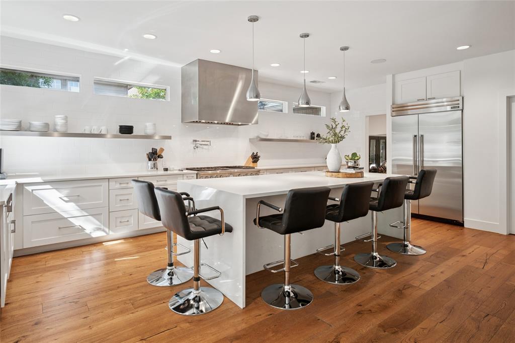 Flower Mound, Texas 75022, United States, 4 Bedrooms Bedrooms, ,4 BathroomsBathrooms,Residential,Pending,198532