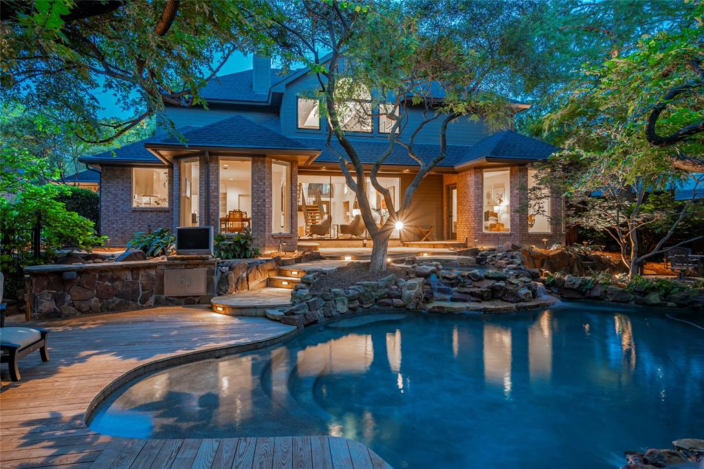 Flower Mound, Texas 75022, United States, 4 Bedrooms Bedrooms, ,4 BathroomsBathrooms,Residential,Pending,198532