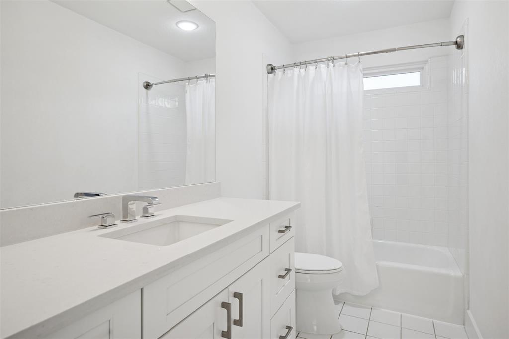 Flower Mound, Texas 75022, United States, 4 Bedrooms Bedrooms, ,4 BathroomsBathrooms,Residential,Pending,198532