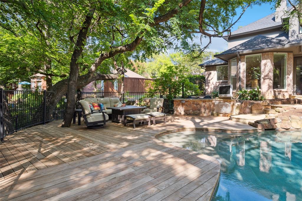 Flower Mound, Texas 75022, United States, 4 Bedrooms Bedrooms, ,4 BathroomsBathrooms,Residential,Pending,198532