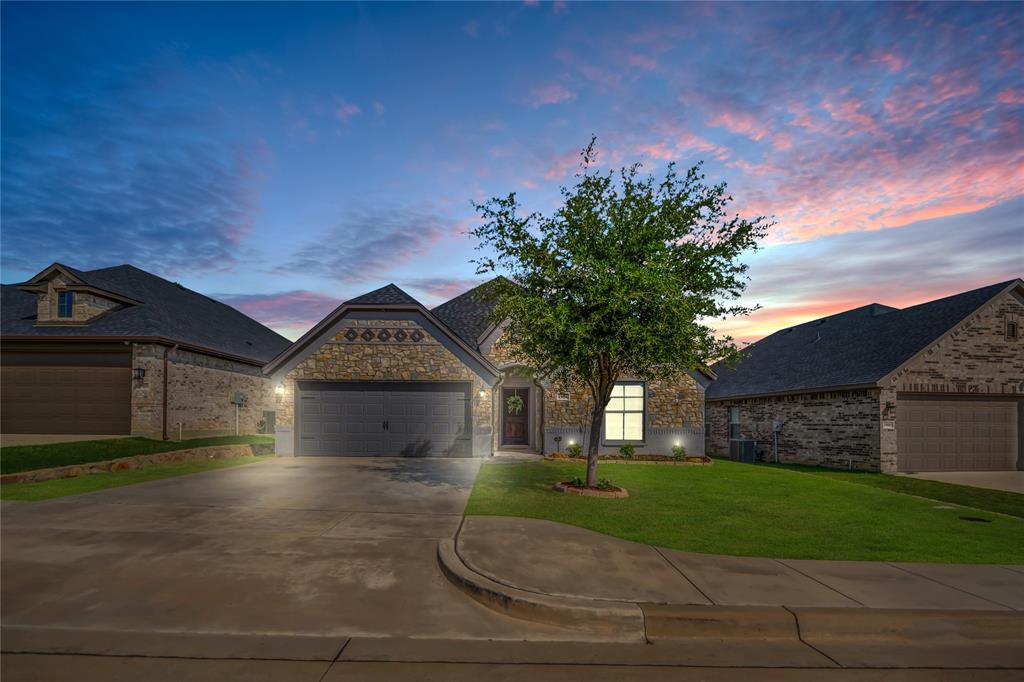 1904 Town Creek Circle