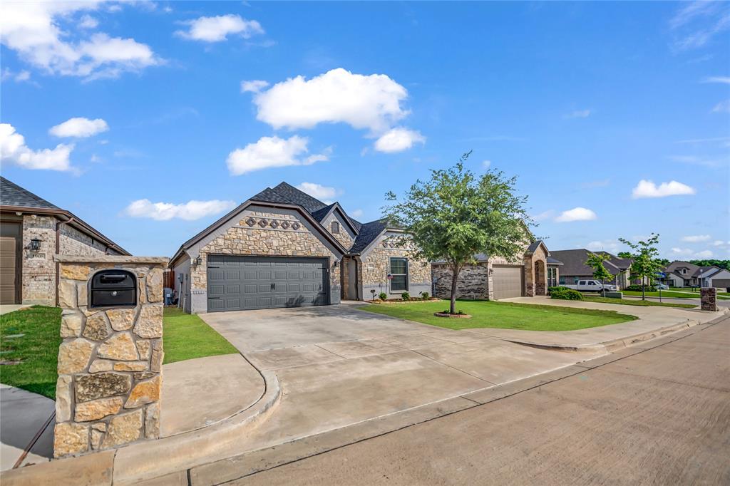 1904 Town Creek Circle
