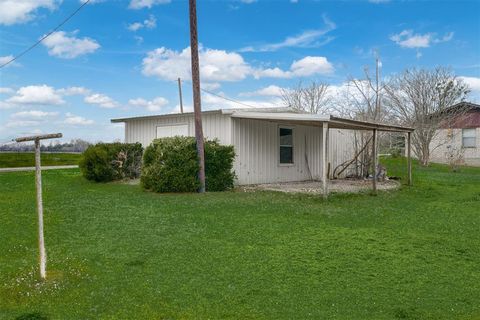 Tiny photo for 115 County Road 3100, Clarksville, TX 75426 (MLS # 21201295)