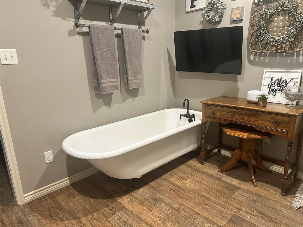 James Douthit Surv Abs #198 - Residential