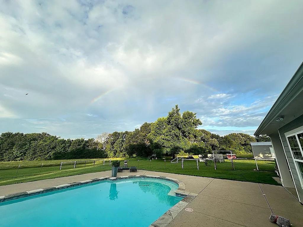 James Douthit Surv Abs #198 - Residential