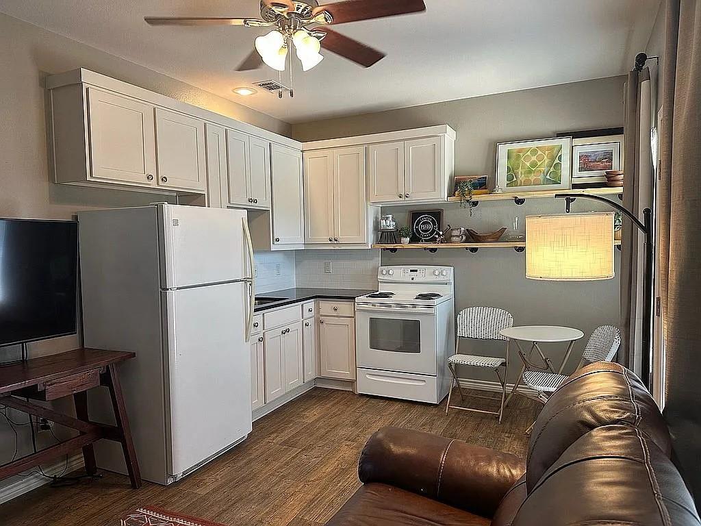 James Douthit Surv Abs #198 - Residential