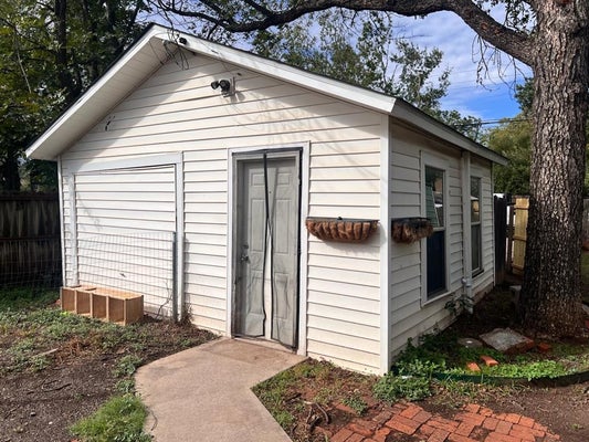 1242 JEANETTE ST # B, ABILENE, TX 79602 - Image 1229c157334da05cfb28afeb3a5f240f/1122620189