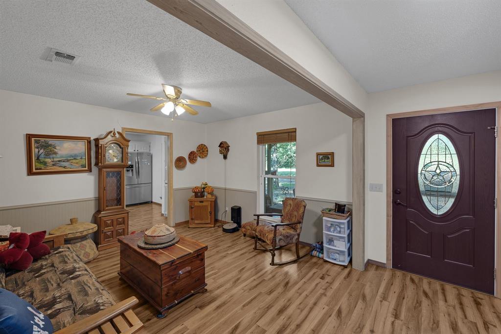 906 County Road 2770