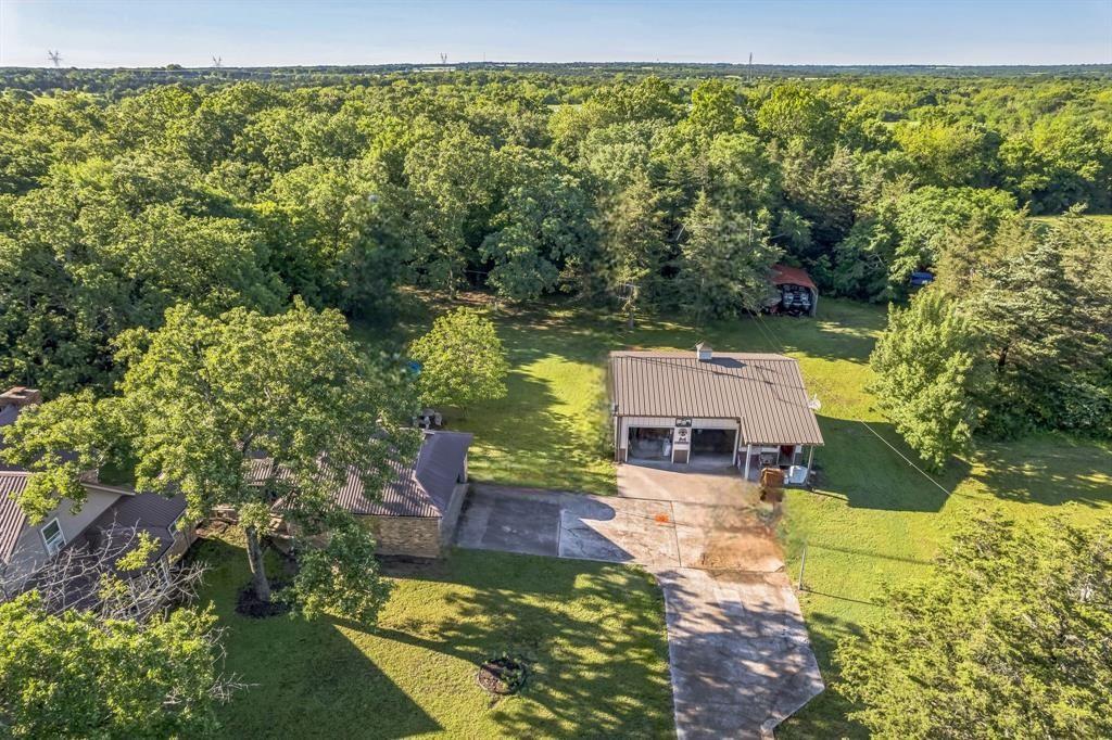 906 County Road 2770
