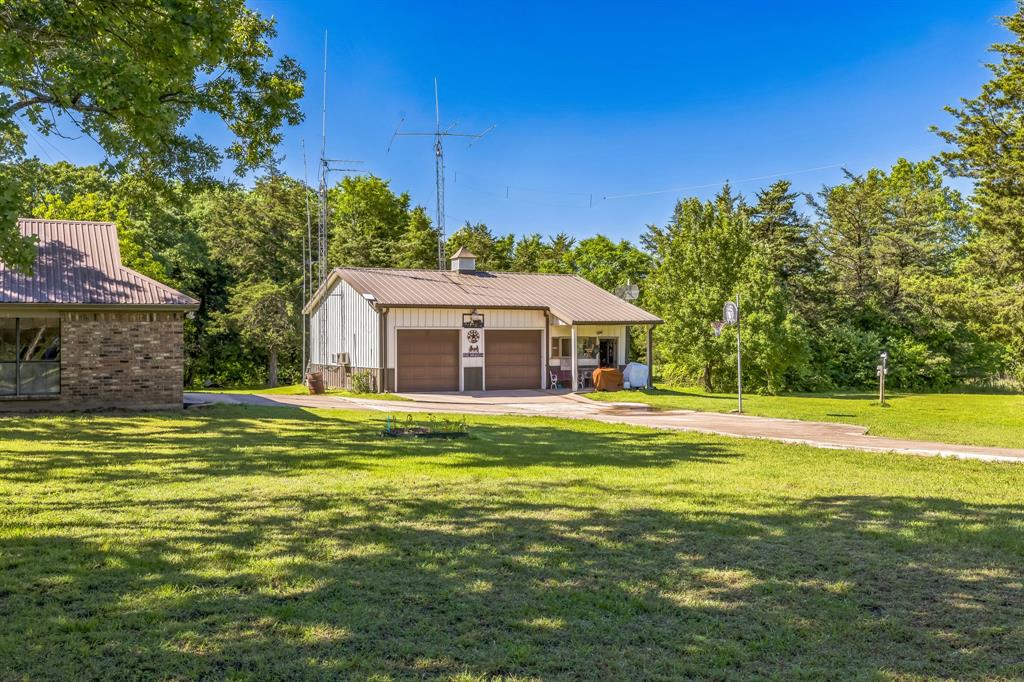 906 County Road 2770