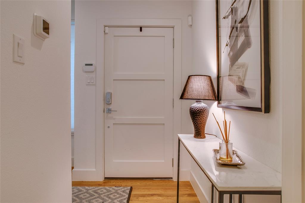 4223 Holland Avenue 102