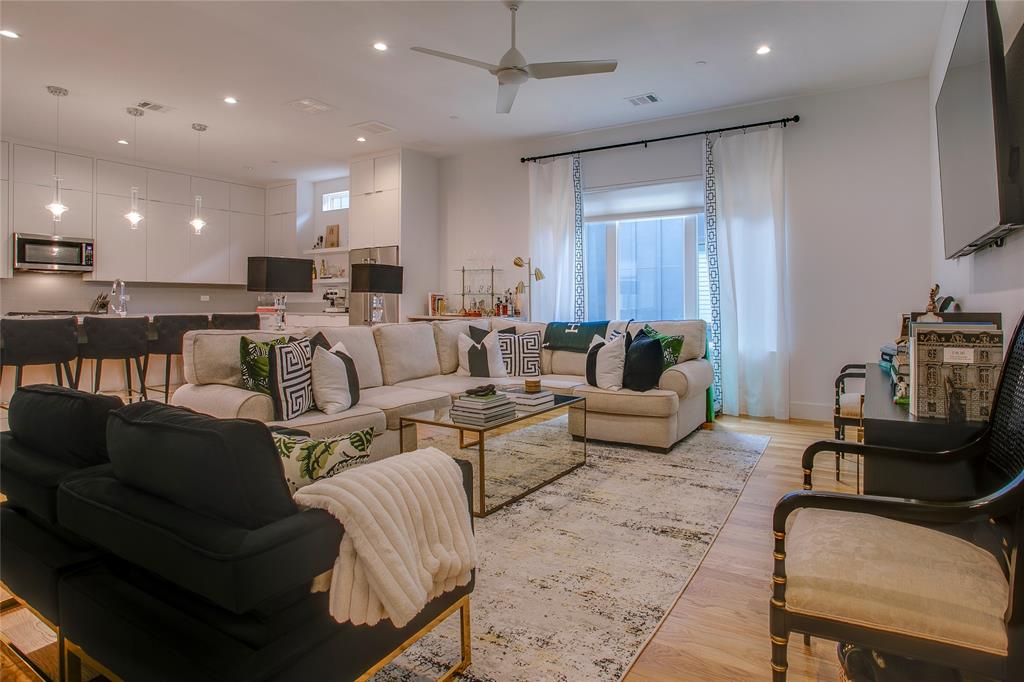 4223-4227 Holland Ave Bldg - Residential