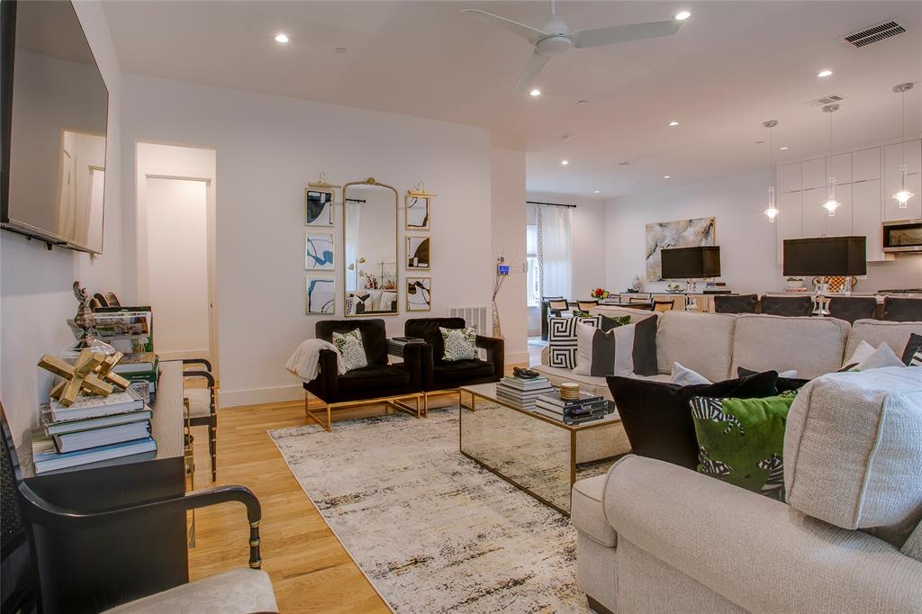 4223-4227 Holland Ave Bldg - Residential