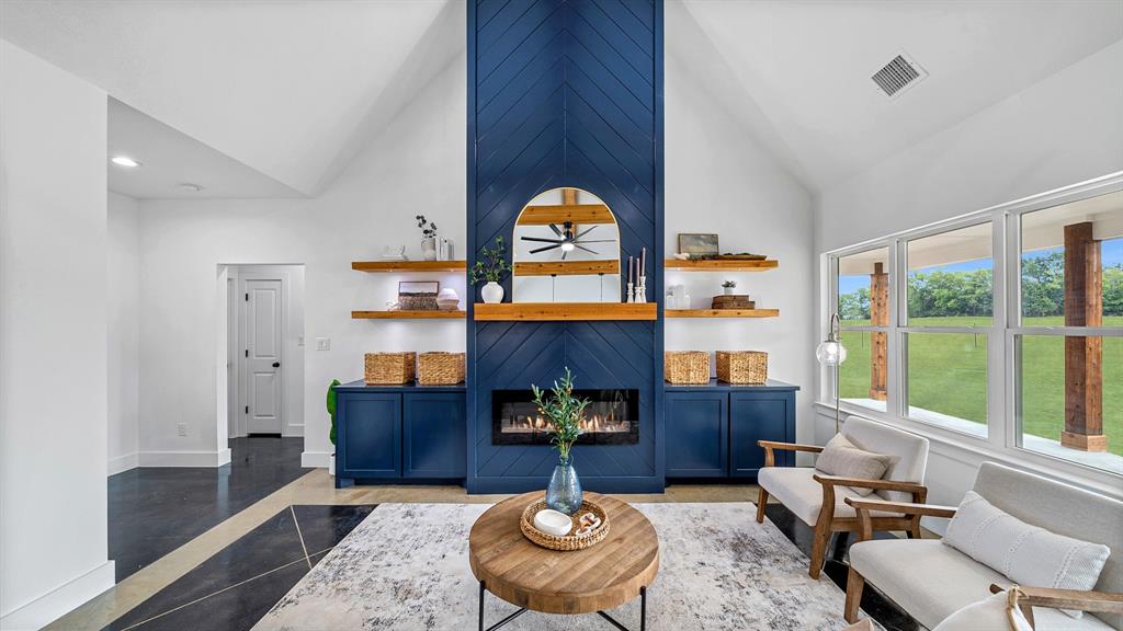 LE Estates - Residential