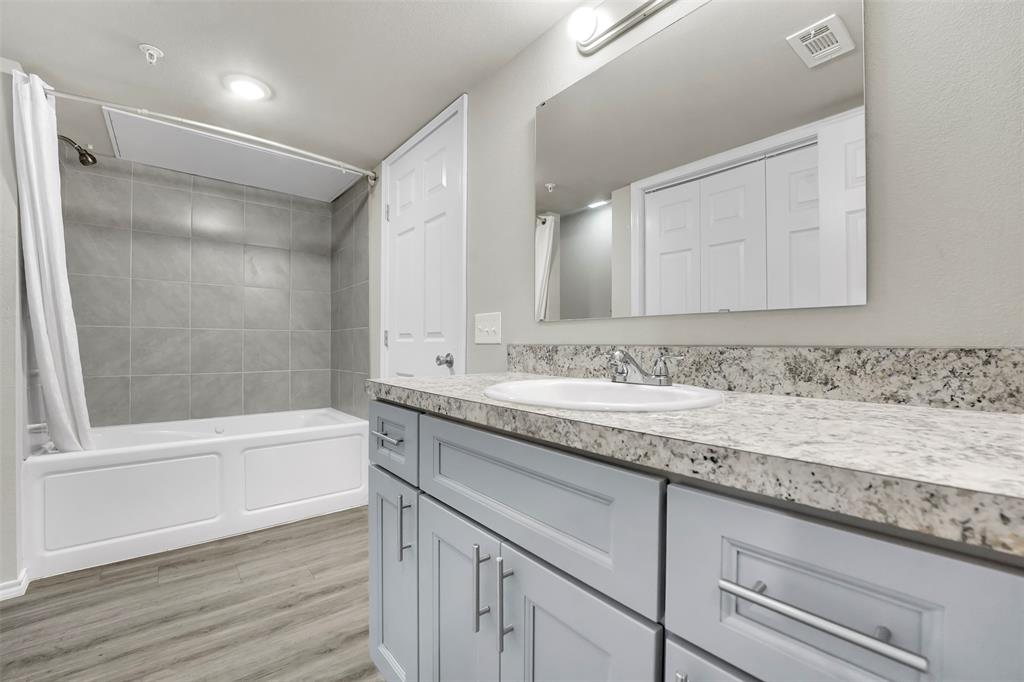 Sable Ridge Condos Ph 01-06 - Residential