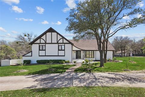 1424 Country Club Road Argyle TX 76226