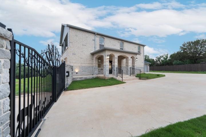 Canyon Creek - Residential